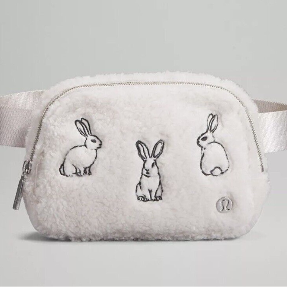 Lululemon Bunny Belt Bag